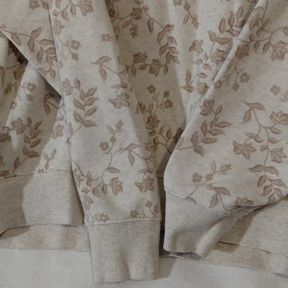 Old Navy Beige Floral Sweatshirt - Picture 5 of 8